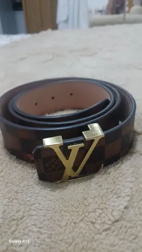 Cinto "LOUIS VUITTON"
