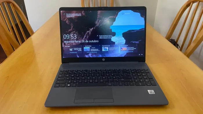 Notebook i5 HP 250 G8 10? GERAÇÃO 8GB DE RAM DDR4 NVME 256 PLACA DE VÍDEO BATERIA OK