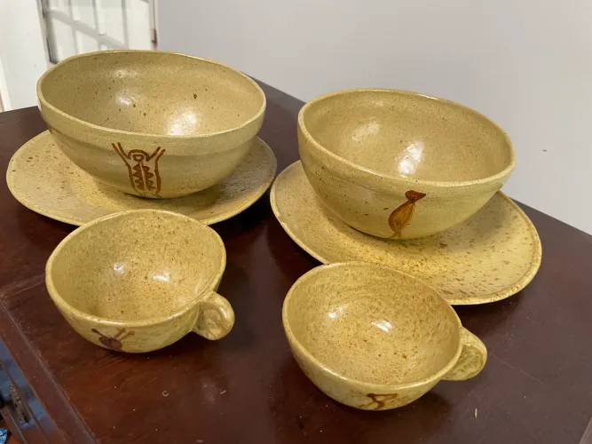 Conjunto artesanal Serra da Capivara