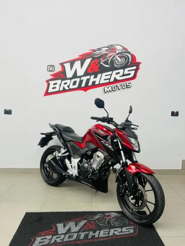 Cb Twister 300F - 2025