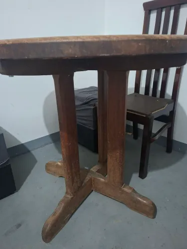 Mesa boa de madeira