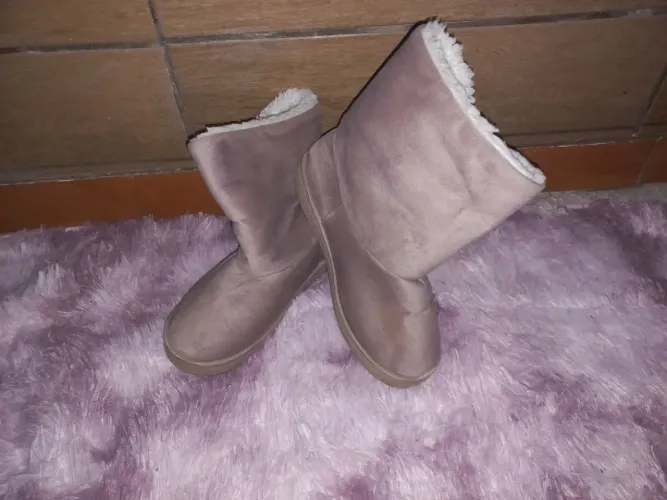 Bota apeluciada