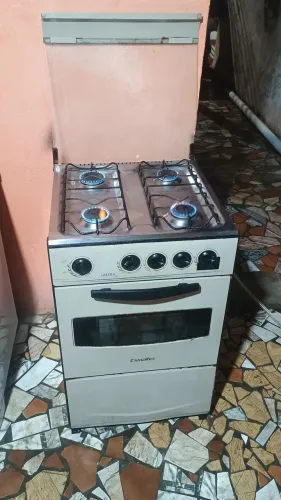 Fogão 4 bocas + casco vazio