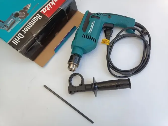 Furadeira de Impacto Makita HP-1640 760W - Envio OLX Pay