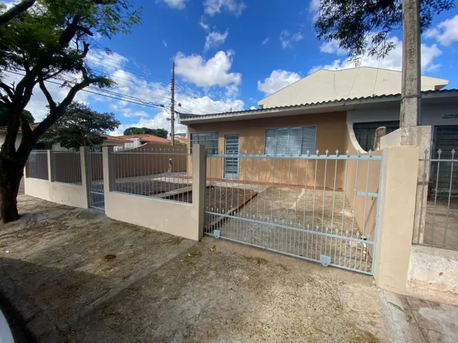 ÓTIMA CASA PARA LOCAÇÃO NO JARDIM AMÉRICA.