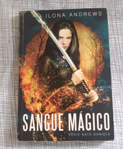 LIVROS. CADA UM POR R$ 5,00