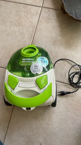 Aspirador Trenó Mondial Hepa Turbo 2000 verde, branco e preto AP-17