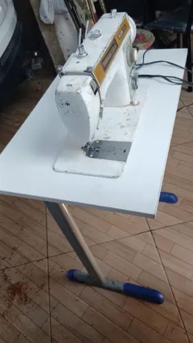 Máquina de Costura