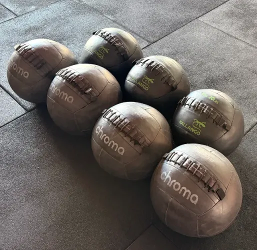 Wall Ball 9Kg (20 lb) Crossfit, Hyrox, Box, Crosstraining (7 UNIDADES - PREÇO UNITARIO)