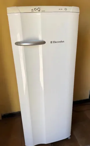 Geladeira Electrolux ENTREGO