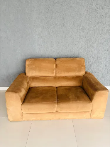 Sofá dois lugares