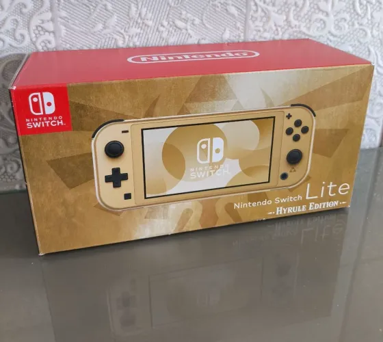 Nintendo Switch Lite Legend of Zelda: Hyrule Edition Dourado, Novo e Lacrado