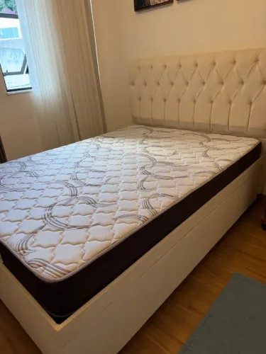 Cama baú casal com cabeceira