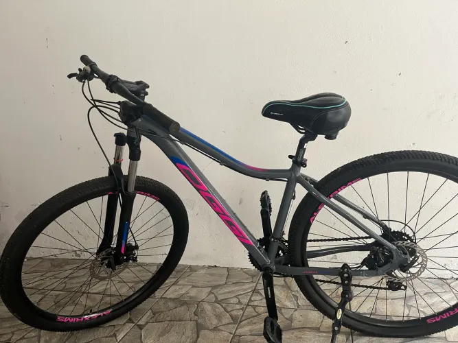 ? Bicicleta Aro 29 OGGI - Excelente estado | 21 marchas + cadeado incluso