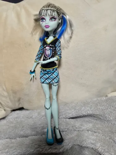 RESERVADA Monster High boneca Frankie Ghouls Spirit