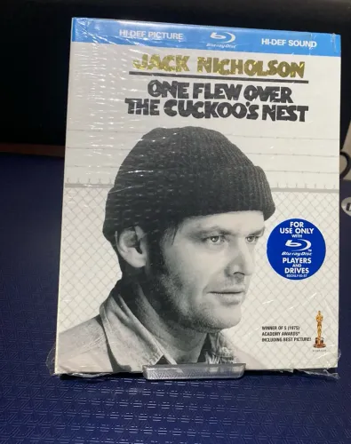 Bluray Digibook Um Estranho no Ninho importado