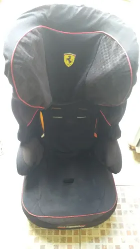 Cadeira infantil automotiva