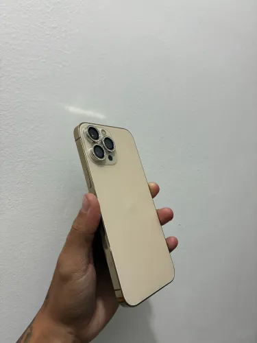 Troco iPhone 13 Pro Max Gold em XR ou 11 + volta