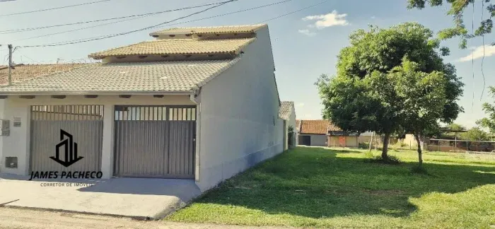 Casa 3 Quartos sendo 1 suíte com jardim de inverno - Bairro Santa Rita