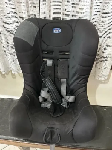 cadeirinha infantil para carro da marca Chicco