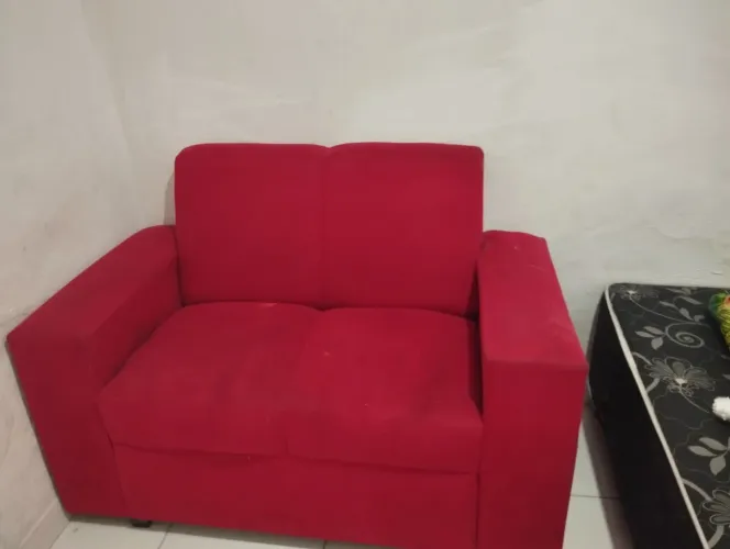 Vende sofá seme novo