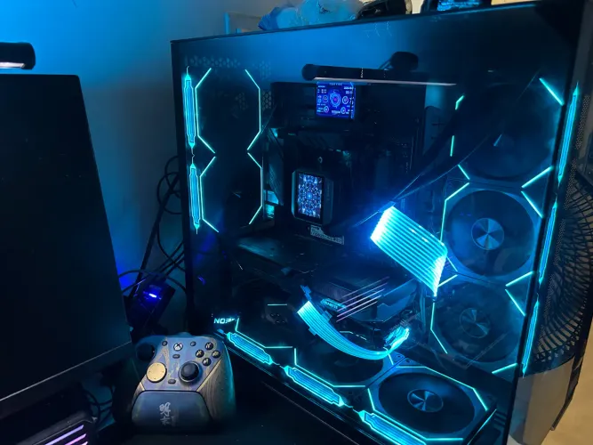 PC GAMER - HIGHEND