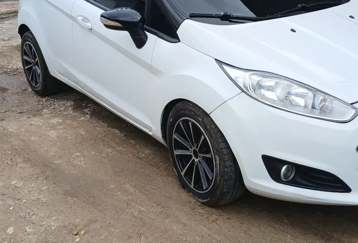 Roda aro 15 do eclipse para ford 
