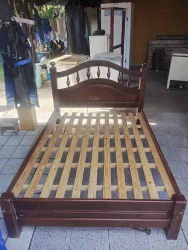 Cama Casal + Colchao Box (so venda)