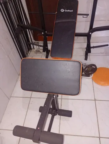 Aparelho de musculação com barrilha 3/5 massageador, nunca usado