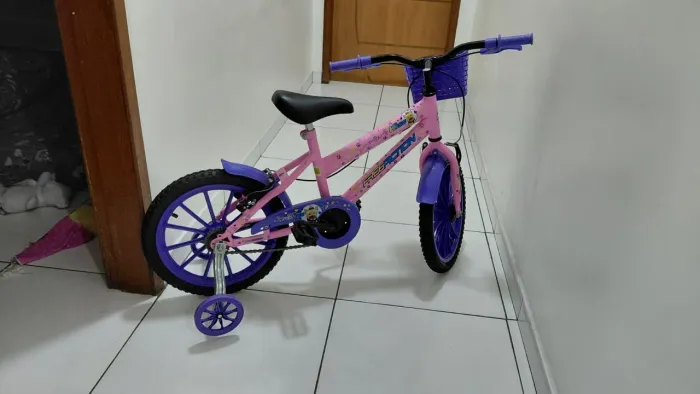 Bicicleta Infantil Rosa Free Action - Seminova