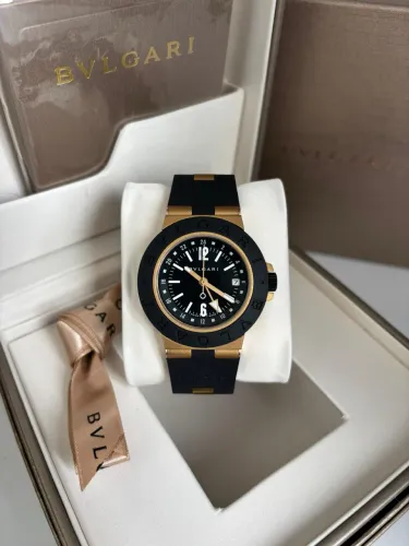 Relógio Bvlgari Titanium 40mm automático várias cores