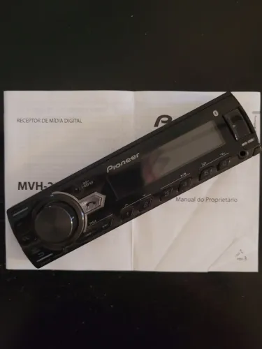 Frente som Pioneer MVH-298BT