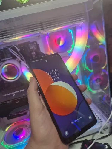 M12 64gb 64gb