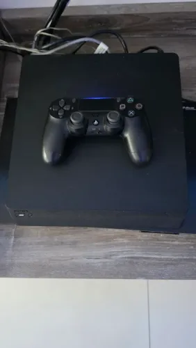 PlayStation 4 Slim 500GB