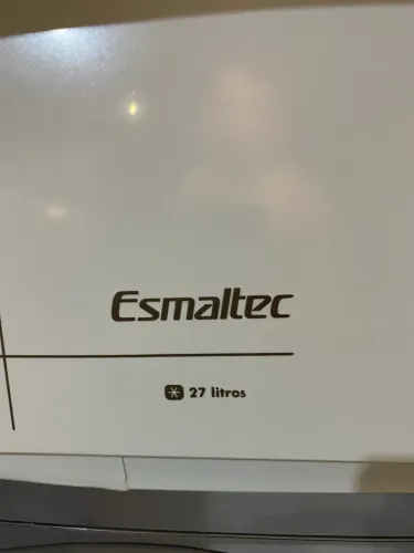 Geladeira Esmaltec 27 litro