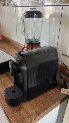 Cafeteira Passione Automática Multipressão Três Corações Preto Brilhante