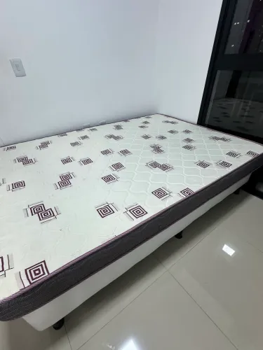Colchão de casal Ortobom Seminovo