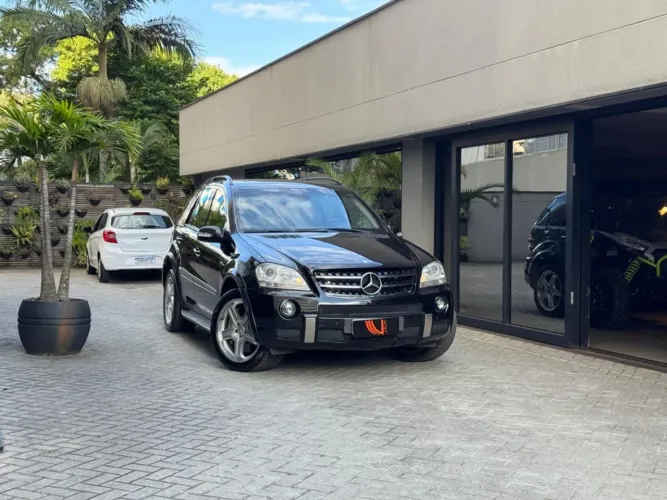 Mercedes-Benz ML-63 AMG 6.2 V8 32V 510cv 2008