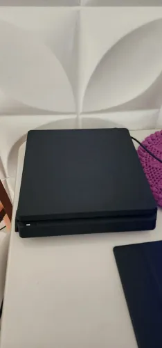 Playstation 4 slim desbloqueado novinho