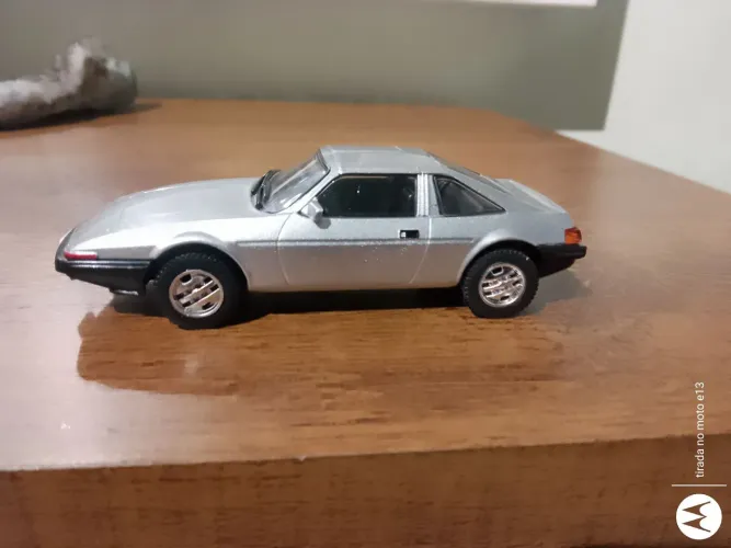 Carrinho miniatura esc.:143