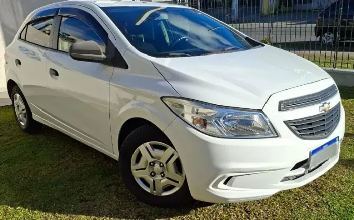Chevrolet Onix JOY Hatch 1.0 8V Flex Mec. 4P 2018