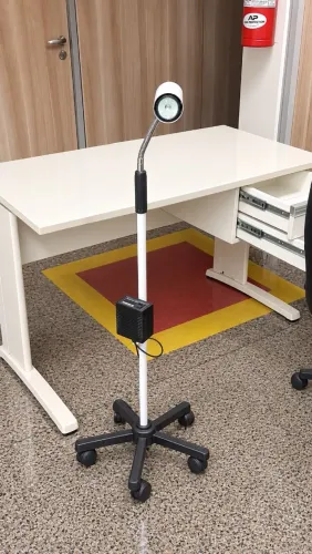 Mobiliário clínica; preços no anúncio.