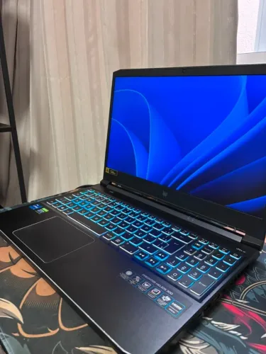 Notebook Acer Predator Helios 300 i7-11800H | RTX 3060 | 24GB RAM | 1TB SSD