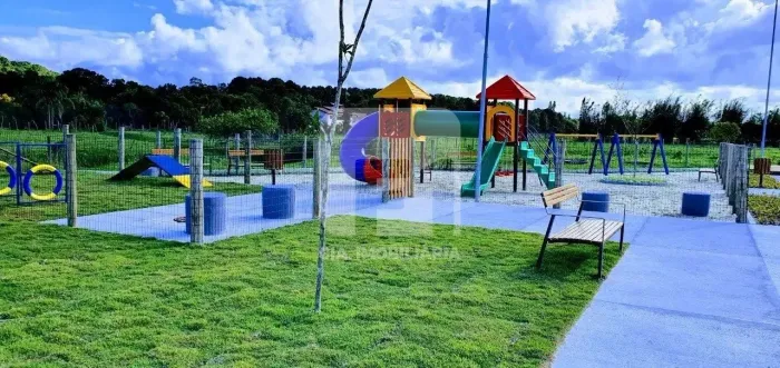 Terreno à venda em Canasvieiras