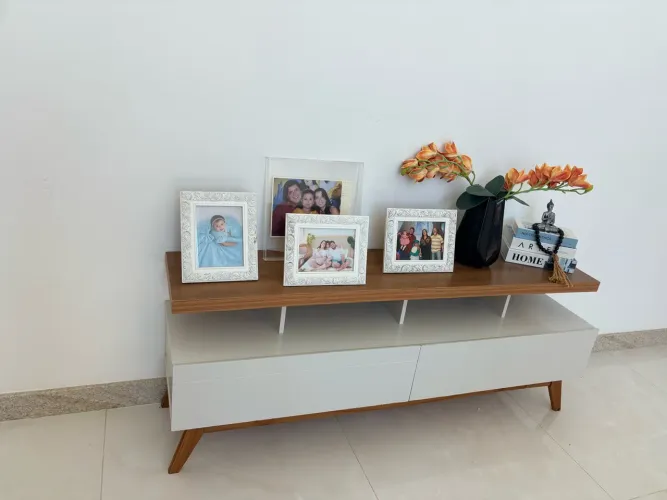 Vendo rack/aparador para sala