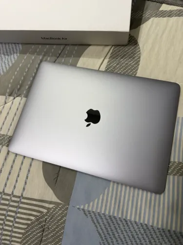MacBook Air M1 Apple
