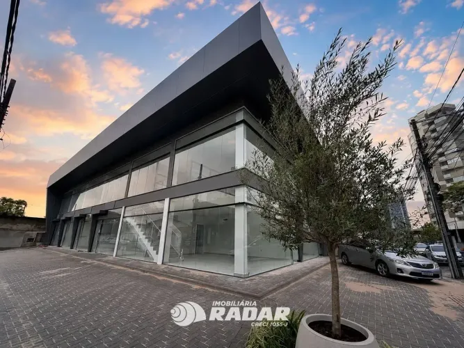 Sala Comercial Recém Entregue no bairro Vila Moema em Tubarão/SC