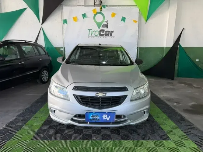 Chevrolet Onix JOY Hatch 1.0 8V Flex Mec. 4P 2018