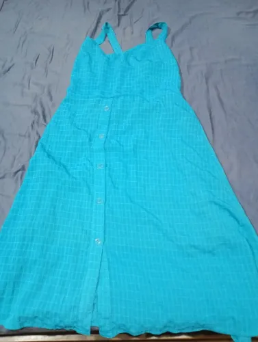 Vestido midi azul claro -modelagem ampla (caimento solto) - usado