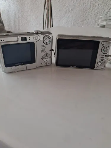 02 Câmeras cybshort Sony , com defeito , para colecionador